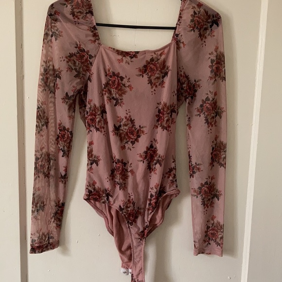 Rue21 shirt - Picture 2 of 4